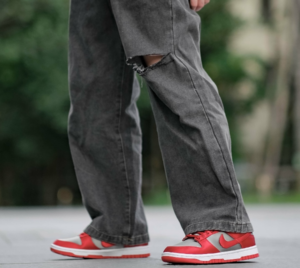 Giay Nike Dunk Low 'Satin UNLV' DX5931-001