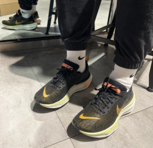 Giay Nike Invincible 3 ‘Black Amber Brown’ DR2615-004