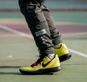 Giay Nike Kyrie Flytrap 2 EP 'Dynamic Yellow' AO4438-700