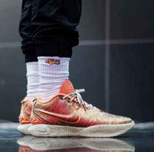 Giay Nike LeBron 21 EP 'Queen Conch' FN0708‑800