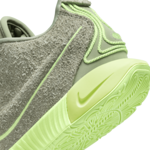 Giay Nike LeBron XXI EP 'Oil Green' FV2346-302