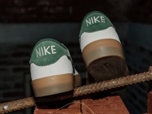 Giay Nike SB Heritage Vulc SB 'Lucky Green Gum' CD5010-101