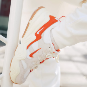 Giay Nike Tech Hera Low 'White Orange' FQ8107‑133