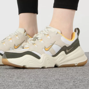 Giay Nike Tech Hera 'Sail' FJ4743-100