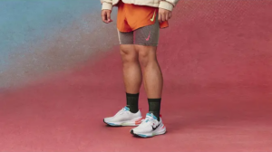 Giay Nike ZoomX Invincible 3 'Year of the Dragon' FZ5056-103