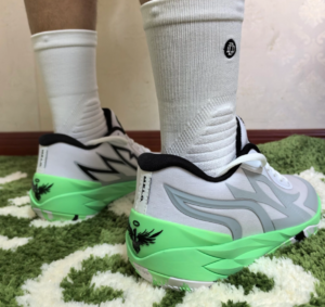 Giay Puma MB.02 Lo Jr 'Lamel-o' 379412-01