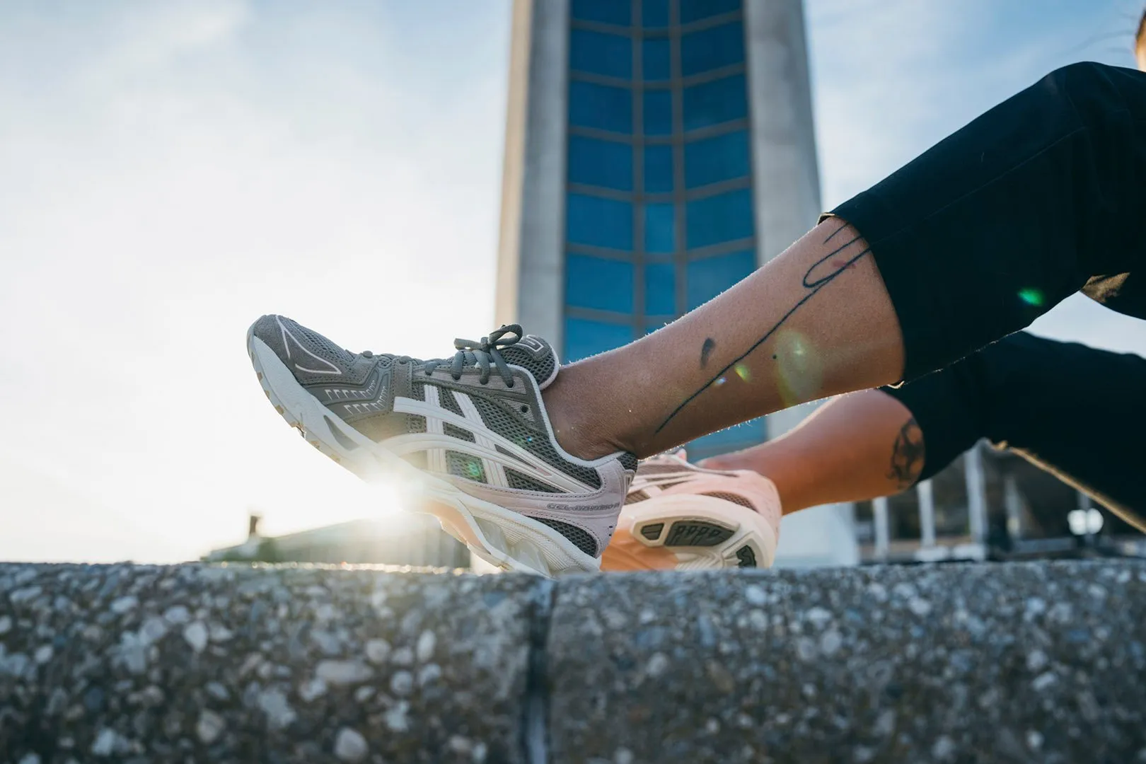 Lịch sử phát triển và hình thành dòng giày Asics Gel-Kayano 14 Hinh anh 5: Lich su phat trien va hinh thanh dong giay Asics Gel-Kayano 14