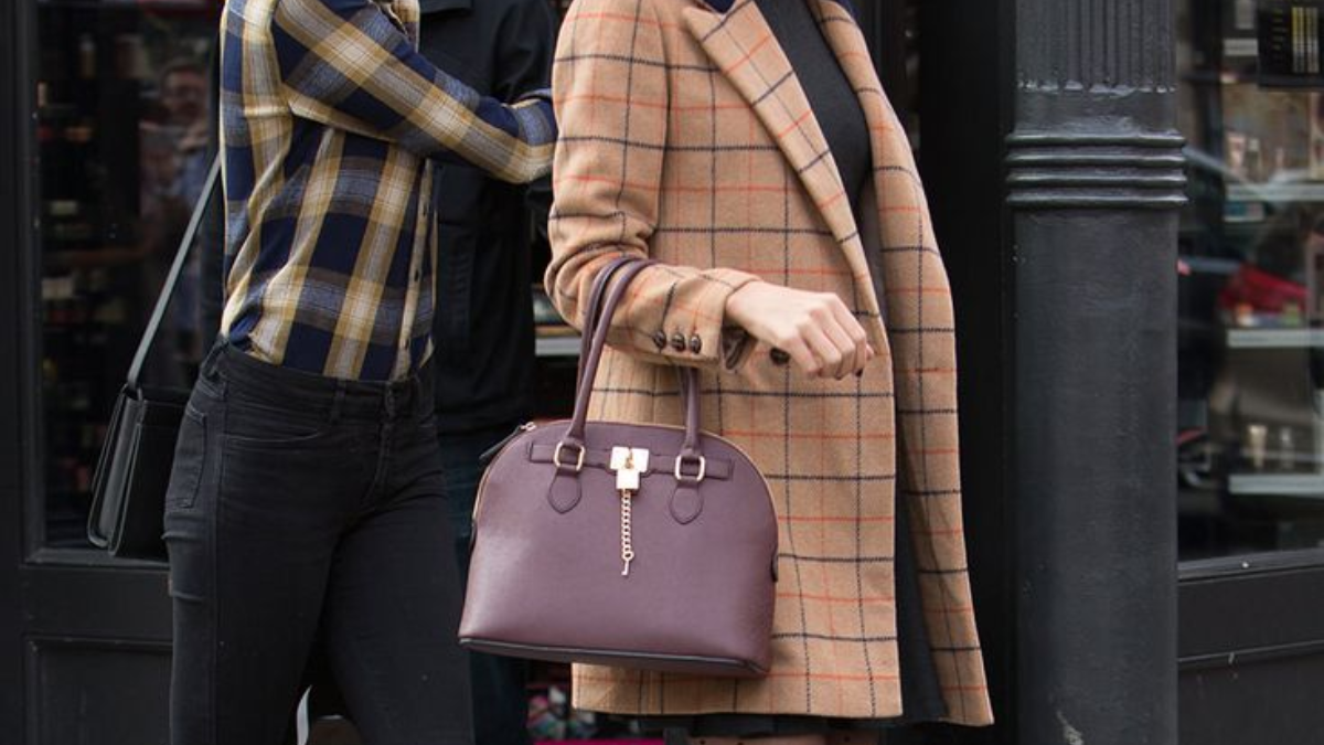 Bước vào thế giới túi xách xa hoa của Taylor Swift Hinh anh 1: Buoc vao the gioi tui xach xa hoa cua Taylor Swift