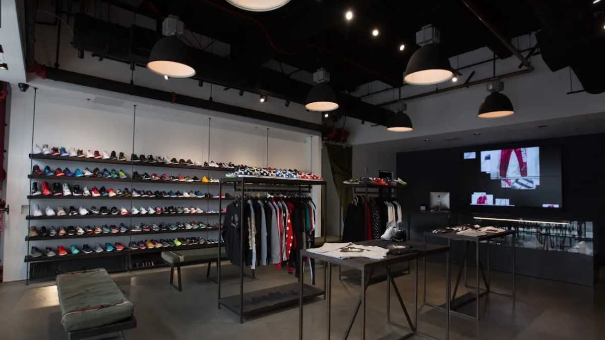 14 cửa hàng sneaker nhất định phải ghé thăm khi đến Los Angeles Hinh anh 10: 14 cua hang sneaker nhat dinh phai ghe tham khi den Los Angeles