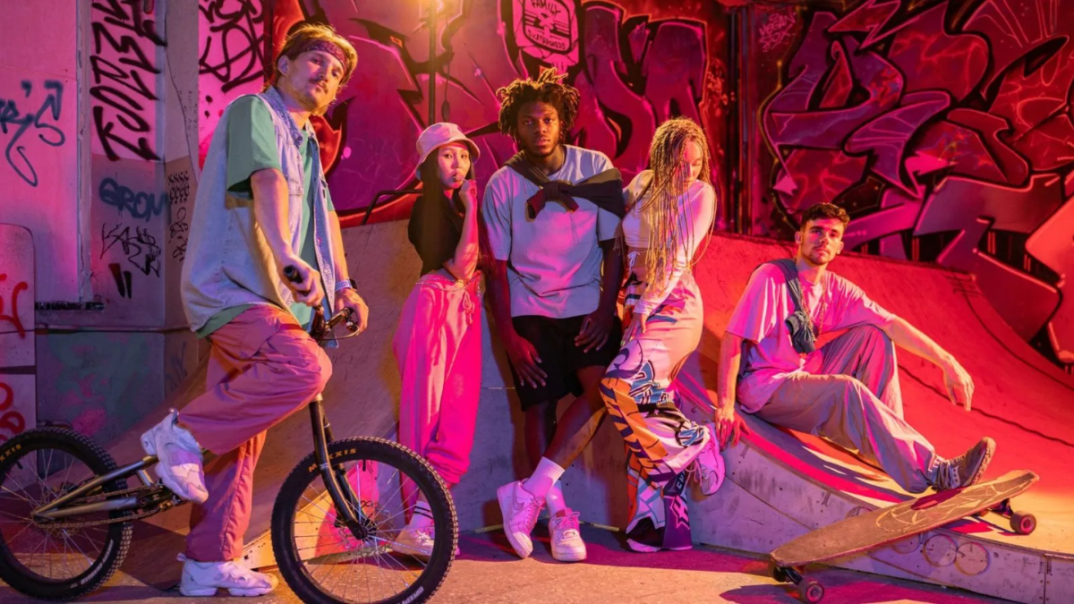 8 "ong hoang" streetwear cao cap khuay dao lang mot