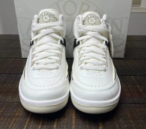 Giay Nike Air Jordan 2 Retro Wmns 'Sail Black' DX4400-100