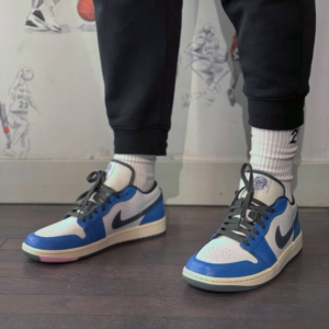 Giay Nike Air Jordan 1 Low 'Flight' FV8439-104