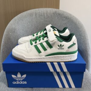 Giay Adidas Originals FORUM Low GS 'White Green' IF2680