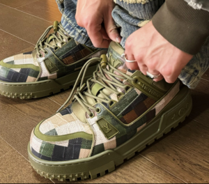 Giay Louis Vuitton LV Maxi Trainers 'Khaki' 1ACNCZ