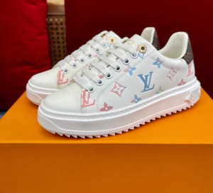 Giay Louis Vuitton Time Out Trainers 'White' 1ABZMJ