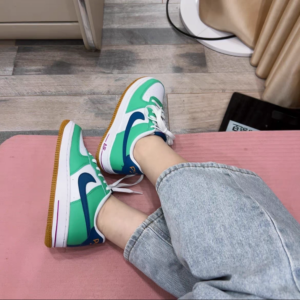 Giay Nike Air Force 1 LV8 GS 'White Spring Green' FJ4613-100