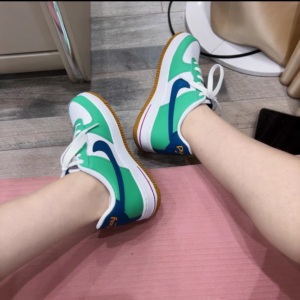 Giay Nike Air Force 1 LV8 GS 'White Spring Green' FJ4613-100