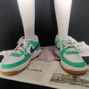 Giay Nike Air Force 1 LV8 GS 'White Spring Green' FJ4613-100