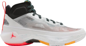 Giay Nike Air Jordan 37 Low Guo PF 'Guo Ailun' FJ4495-130