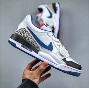 Giay Nike Air Jordan Legacy 312 Low GS 'White Industrial Blue' FV8117-141