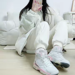 Giay Nike Air Jordan MVP 678 'Shy Pink' FB9019-106