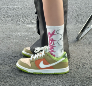 Giay Nike Dunk Low 'Barley Yellow' DV9108-711