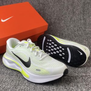 Giay Nike Journey Run Road 'Barely Volt' FN0228-700