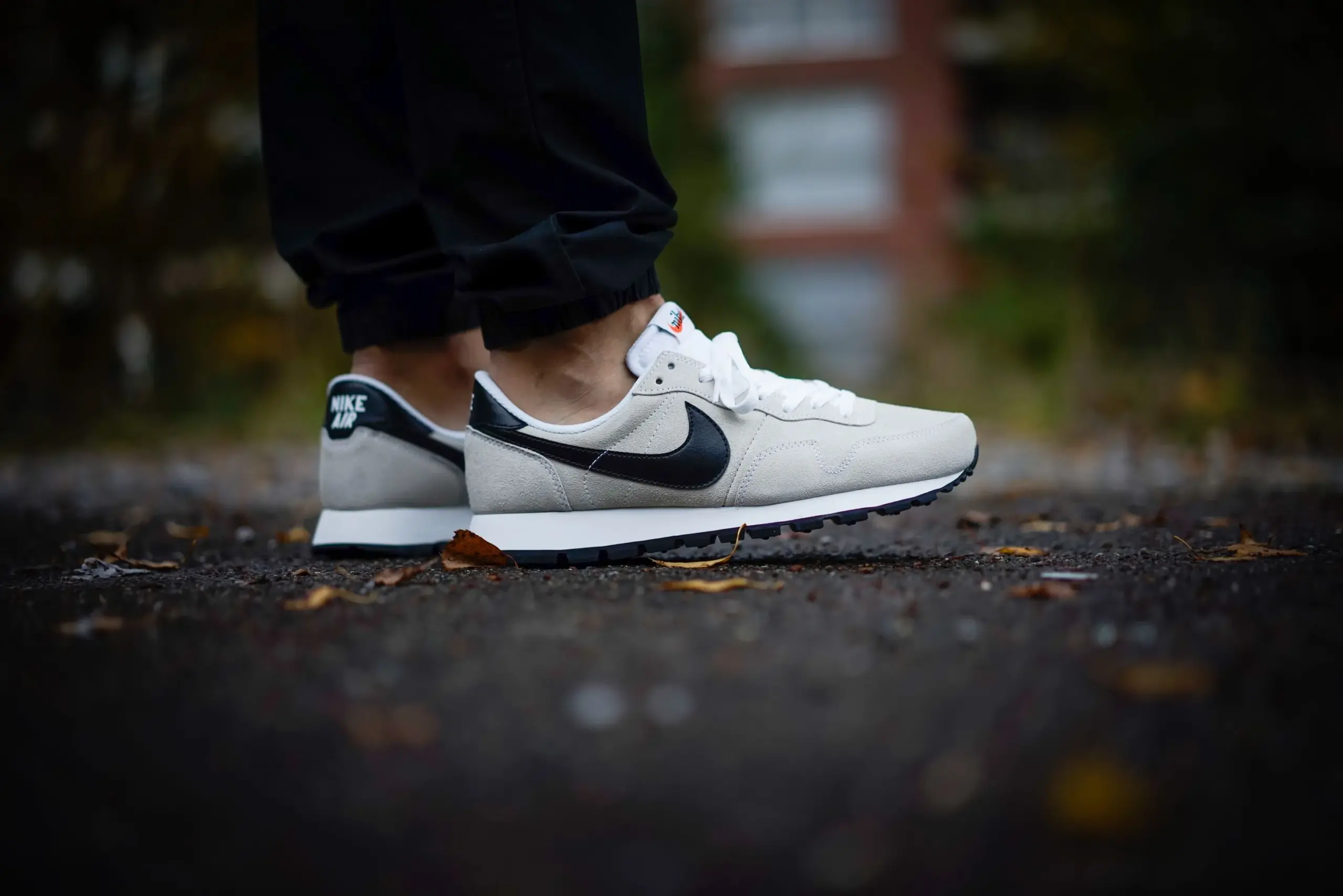 Giày Nike Retro: Những mẫu hot nhất thập niên 80 Hinh anh 6: Giay Nike Retro: Nhung mau hot nhat thap nien 80