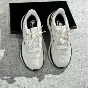 Giay Nike Structure 25 'White Black' DJ7884-104