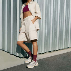 Giay Nike V2K Run Premium 'Light Bone Viotech' HF4305-072