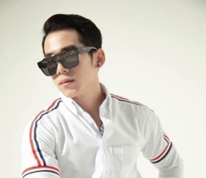 Kinh Dolce & Gabbana Sunglasses 'Black' DG6125-501-M