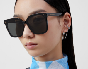 Kinh Gentle Monster Her 01 'Black'