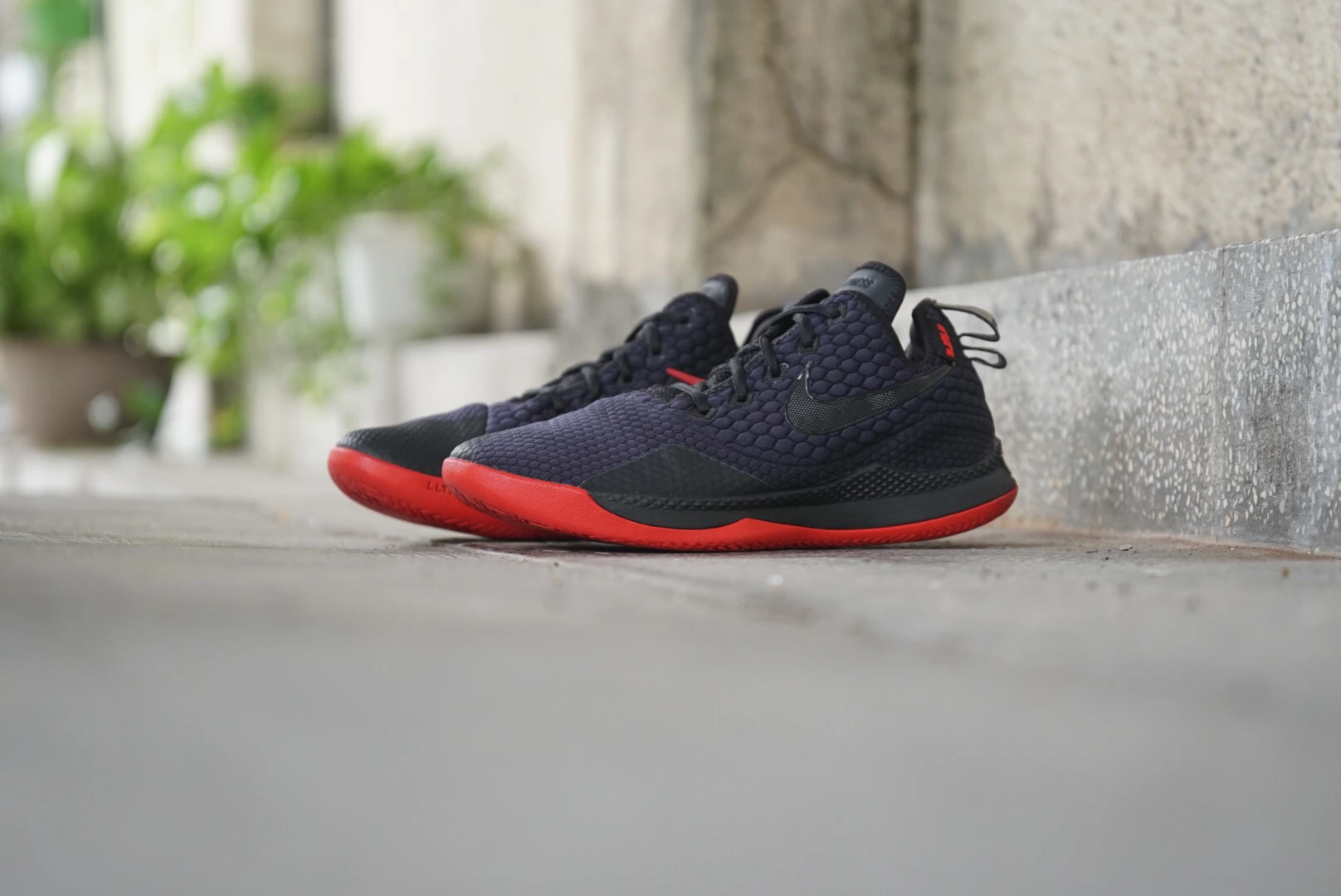 Hinh anh 2: Lich su phat trien giay bong ro cua LeBron James: Tu "The Chosen One" den "King"