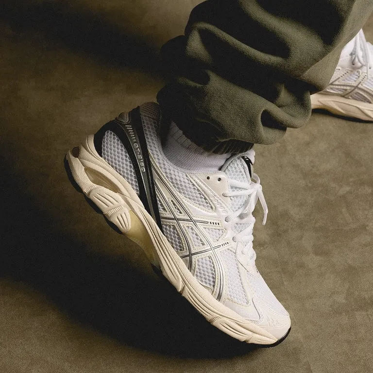 Hinh anh 7: Nhung phoi mau hot nhat cua dong giay Asics GT-2160 trong 2024