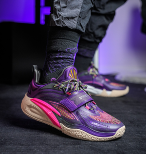 Giay Anta Kai 1 'Artist On Court' 112421102S-7