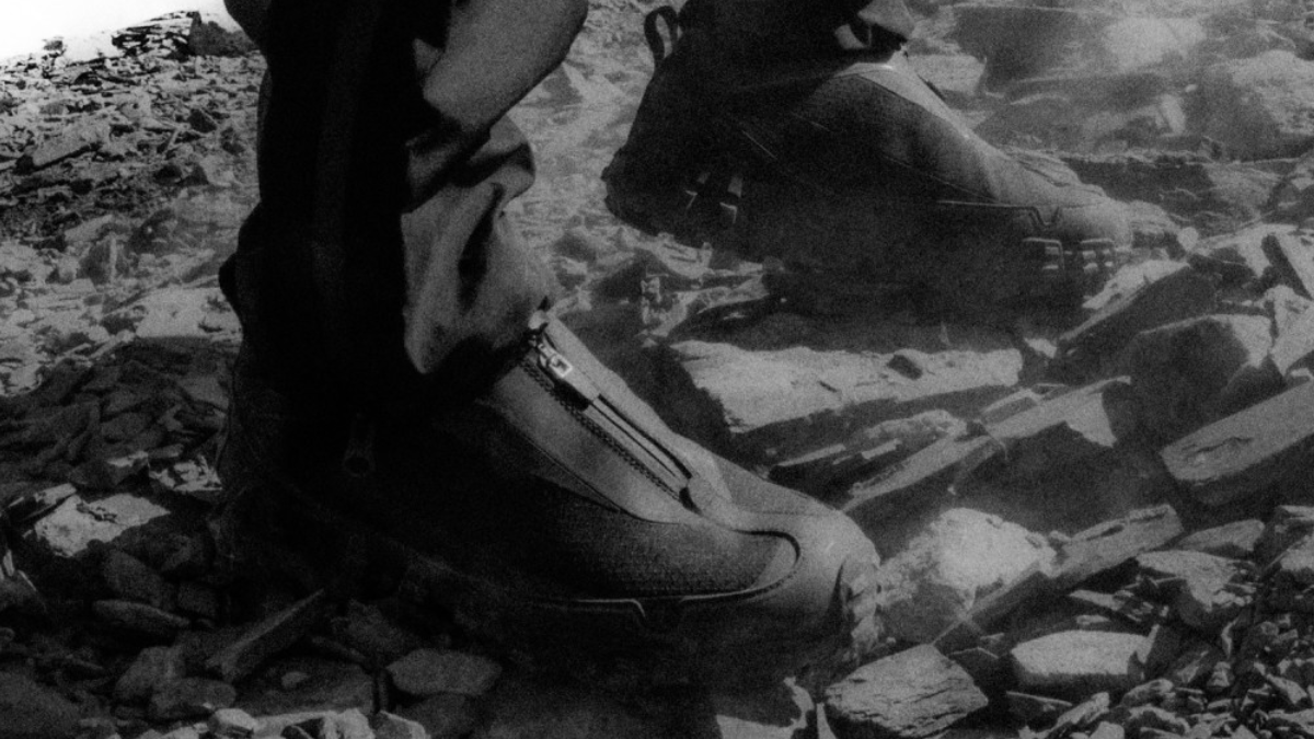 Giày đi bộ đường dài - Người bạn đồng hành hoàn hảo Hinh anh 1: Giay di bo duong dai - Nguoi ban dong hanh hoan hao