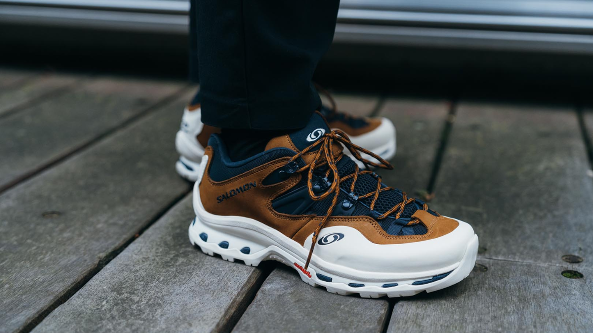 Giày đi bộ đường dài - Người bạn đồng hành hoàn hảo Hinh anh 9: Giay di bo duong dai - Nguoi ban dong hanh hoan hao