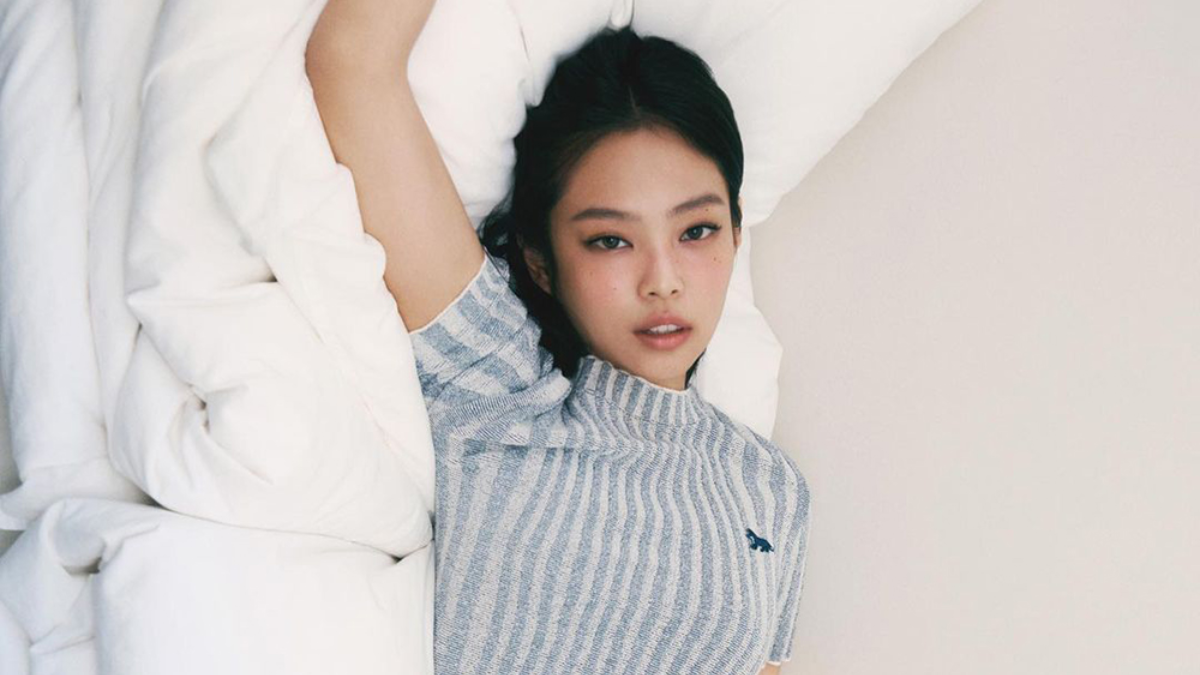 "Hoc lom" bi kip thoi trang an tuong tu Jennie BLACKPINK