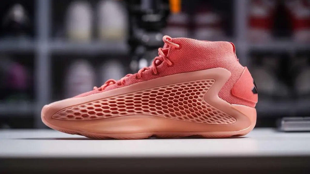 Hinh anh 2: Bung no thang 4 voi 6 sieu pham giay the thao tu cac brand lon