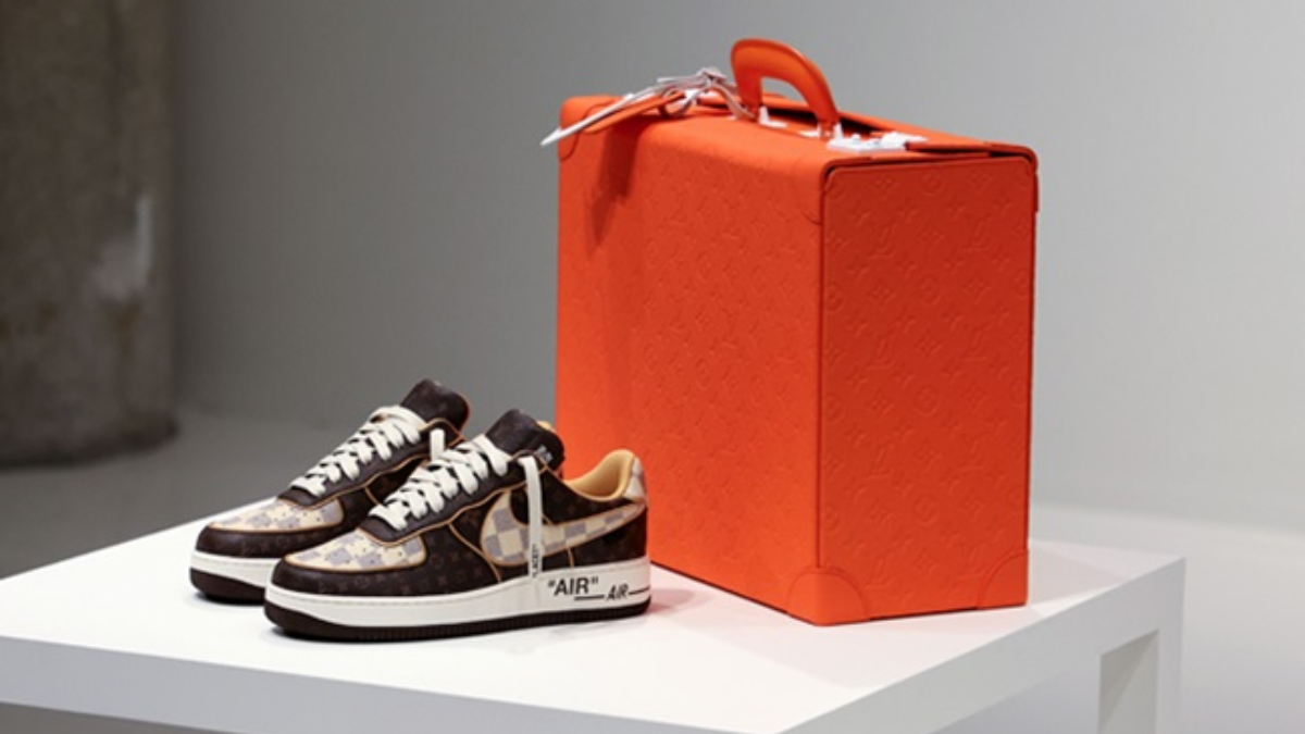 Hinh anh 1: Top 22 doi giay the thao dat nhat tung duoc ban dau gia (Phan 1)