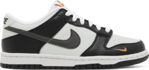 Giay Nike Dunk Low GS 'Black Bright Mandarin' FN7784-001