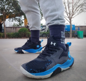 Giay Under Armour Spawn 3 'Black Blue Circuit' 3023738-003