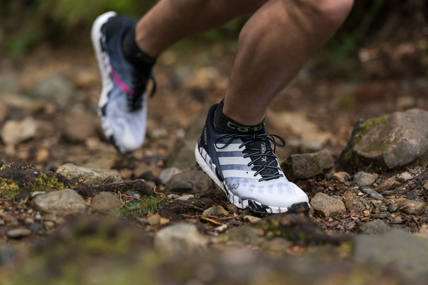 Hinh anh 2: 10 doi giay Hiking tot nhat nam 2024