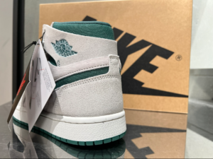 Giay Nike Air Jordan 1 Zoom CMFT 2 'Summit White' DV1307-130