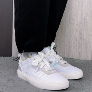 Giay Nike Air Jordan Series .02 'Dear Future' DV4464-101