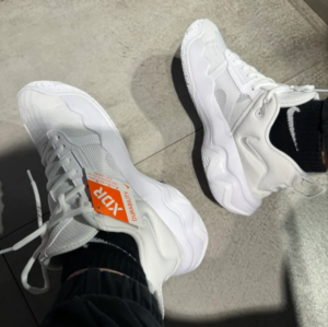 Giay Nike Giannis Immortality 3 'Triple White' DZ7533-102