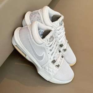 Giay Nike LeBron Witness 8 'Light Bone Gum' FB2239-003