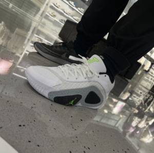 Giay Nike Jordan Tatum 2 GS 'Neon' FJ6459-100