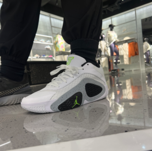 Giay Nike Jordan Tatum 2 GS 'Neon' FJ6459-100