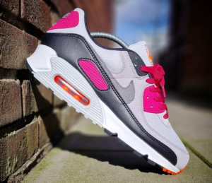 Giay Nike Air Max 90 'Dunkin Donuts' FN6958-003